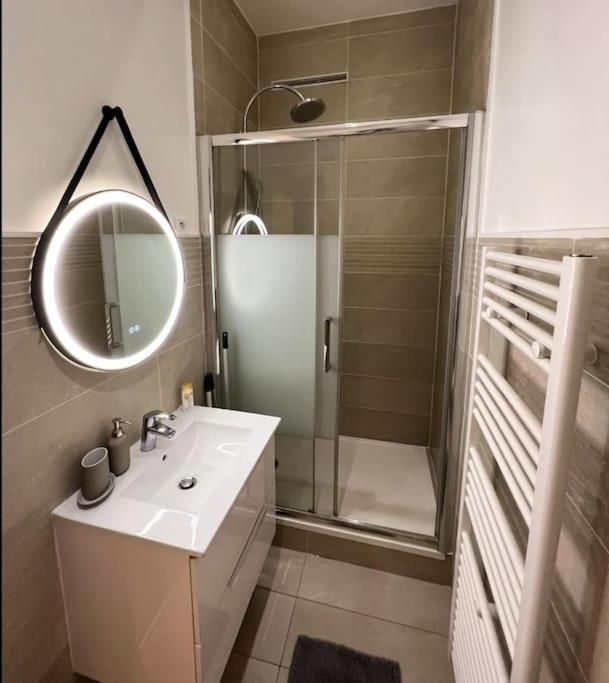 Cozy Studio In Saint Germain Des Pres Paris Exterior photo